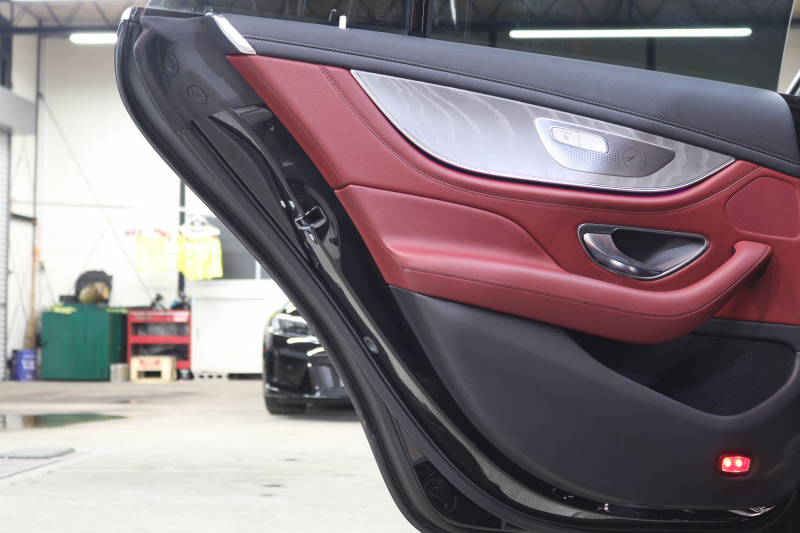 メルセデスベンツ CLS CLS450 4MATIC ｽﾎﾟｰﾂ ｴｸｽｸﾙｰｼﾌﾞ&ﾚｰﾀﾞｰｾｰﾌﾃｨPKG　ISG搭載 1ｵｰﾅｰ ｷｰﾚｽｺﾞｰ 赤/黒本革 ﾍﾞﾝﾁﾚｰﾀｰ ｻﾝﾙｰﾌ ﾍｯﾄﾞｱｯﾌﾟD HDDﾅﾋﾞTV ｽﾏﾎ連携 ﾌﾞﾙﾒｽﾀｰ 360ｶﾒﾗ PTS LEDﾗｲﾄ ﾊﾝｽﾞﾌﾘｰA AMGｴｱﾛ&19AW ｴｱｻｽ 9AT　2年保証