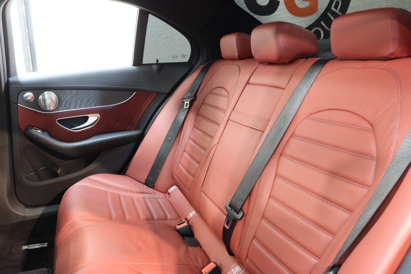 AMG Cクラス C43 4MATIC ｴｸｽｸﾙｰｼﾌﾞ&ﾚｰﾀﾞｰｾｰﾌﾃｨPKG　ｷｰﾚｽｺﾞｰ 赤本革 ﾊﾟﾉﾗﾏSR HDDﾅﾋﾞTV BT音楽 ﾌﾞﾙﾒｽﾀｰ ﾊﾞｯｸｶﾒﾗ PTS LEDﾗｲﾄ ﾊﾝｽﾞﾌﾘｰA AMG専用装備&ﾁｭｰﾆﾝｸﾞﾀﾞｲﾅﾐｯｸｾﾚｸﾄ 9AT　2年保証