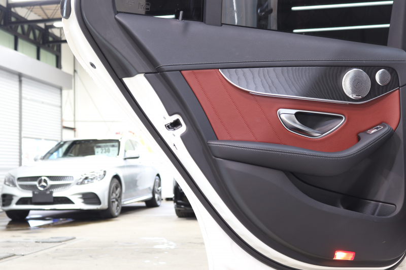 AMG Cクラス C43 4MATIC ｴｸｽｸﾙｰｼﾌﾞ&ﾚｰﾀﾞｰｾｰﾌﾃｨPKG　ｷｰﾚｽｺﾞｰ 赤本革 ﾊﾟﾉﾗﾏSR HDDﾅﾋﾞTV BT音楽 ﾌﾞﾙﾒｽﾀｰ ﾊﾞｯｸｶﾒﾗ PTS LEDﾗｲﾄ ﾊﾝｽﾞﾌﾘｰA AMG専用装備&ﾁｭｰﾆﾝｸﾞﾀﾞｲﾅﾐｯｸｾﾚｸﾄ 9AT　2年保証