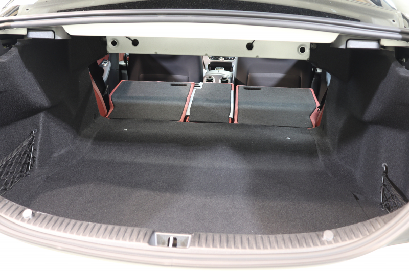 AMG Cクラス C43 4MATIC ｴｸｽｸﾙｰｼﾌﾞ&ﾚｰﾀﾞｰｾｰﾌﾃｨPKG　ｷｰﾚｽｺﾞｰ 赤本革 ﾊﾟﾉﾗﾏSR HDDﾅﾋﾞTV BT音楽 ﾌﾞﾙﾒｽﾀｰ ﾊﾞｯｸｶﾒﾗ PTS LEDﾗｲﾄ ﾊﾝｽﾞﾌﾘｰA AMG専用装備&ﾁｭｰﾆﾝｸﾞﾀﾞｲﾅﾐｯｸｾﾚｸﾄ 9AT　2年保証