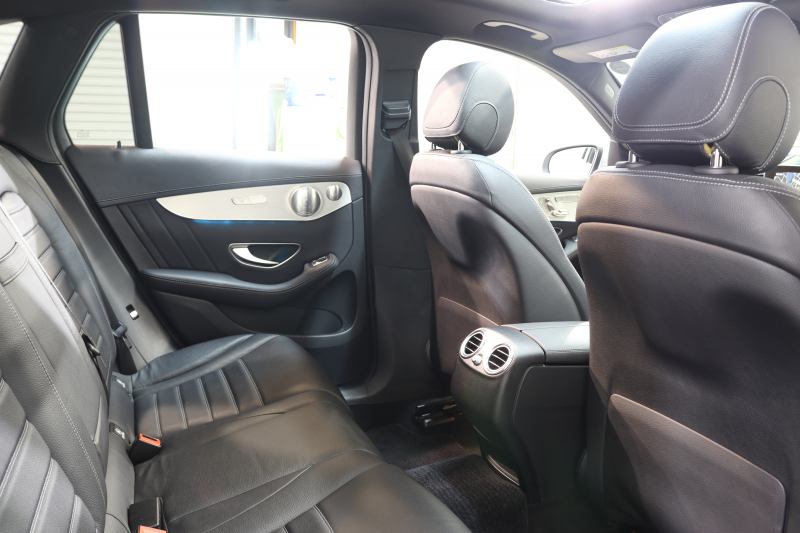 メルセデスベンツ GLC GLC250 4MATIC ｽﾎﾟｰﾂ 本革仕様 ｷｰﾚｽｺﾞｰ 黒本革 ﾊﾟﾉﾗﾏSR ﾍｯﾄﾞｱｯﾌﾟD HDDﾅﾋﾞTV BT音楽 ﾌﾞﾙﾒｽﾀｰ 360ｶﾒﾗ PTS LEDﾗｲﾄ ﾊﾝｽﾞﾌﾘｰA AMGｴｱﾛ&19AW ﾀﾞｲﾅﾐｯｸｾﾚｸﾄ 9AT　2年保証