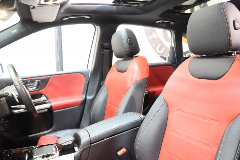 メルセデスベンツ Bクラス B180 AMGﾗｲﾝ AMGﾚｻﾞｰｴｸｽｸﾙｰｼﾌﾞ&ｱﾄﾞﾊﾞﾝｽﾄﾞ&ﾅﾋﾞｹﾞｰｼｮﾝ&ﾚｰﾀﾞｰｾｰﾌﾃｨPKG　ｷｰﾚｽｺﾞｰ 赤/黒本革 ﾊﾟﾉﾗﾏSR ﾍｯﾄﾞｱｯﾌﾟD MBUXﾅﾋﾞTV BT音楽 360ｶﾒﾗ PTS LEDﾗｲﾄ 自動Rｹﾞｰﾄ ﾊﾝｽﾞﾌﾘｰA AMGｴｱﾛ&18AW ﾜｲﾔﾚｽ充電 7AT　2年保証