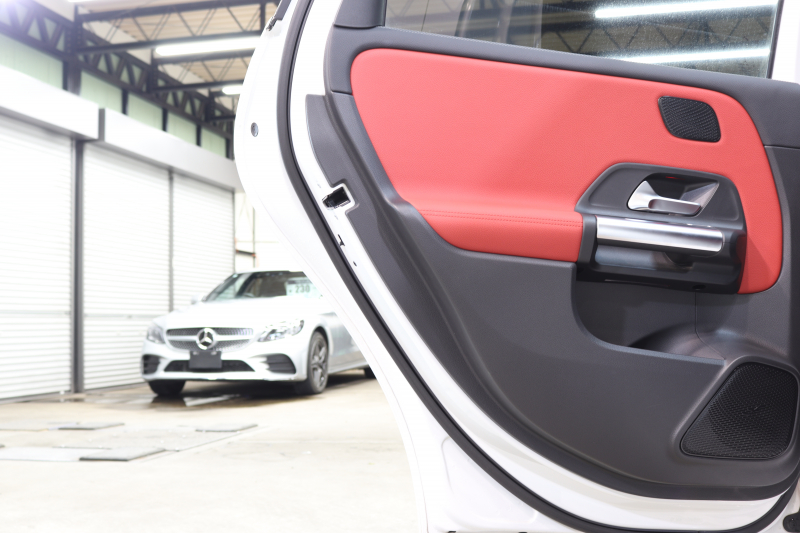 メルセデスベンツ Bクラス B180 AMGﾗｲﾝ AMGﾚｻﾞｰｴｸｽｸﾙｰｼﾌﾞ&ｱﾄﾞﾊﾞﾝｽﾄﾞ&ﾅﾋﾞｹﾞｰｼｮﾝ&ﾚｰﾀﾞｰｾｰﾌﾃｨPKG　ｷｰﾚｽｺﾞｰ 赤/黒本革 ﾊﾟﾉﾗﾏSR ﾍｯﾄﾞｱｯﾌﾟD MBUXﾅﾋﾞTV BT音楽 360ｶﾒﾗ PTS LEDﾗｲﾄ 自動Rｹﾞｰﾄ ﾊﾝｽﾞﾌﾘｰA AMGｴｱﾛ&18AW ﾜｲﾔﾚｽ充電 7AT　2年保証