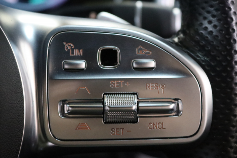 メルセデスベンツ Cクラス C200ｽﾃｰｼｮﾝﾜｺﾞﾝ ﾛｰﾚｳｽｴﾃﾞｨｼｮﾝ ｽﾎﾟｰﾂﾌﾟﾗｽ&ﾚｰﾀﾞｰｾｰﾌﾃｨPKG　特別仕様車 BSG搭載 後期最終ﾓﾃﾞﾙ 1ｵｰﾅｰ ｷｰﾚｽｺﾞｰ 黒革 ﾍｯﾄﾞｱｯﾌﾟD HDDﾅﾋﾞTV ｽﾏﾎ連携 ﾊﾞｯｸｶﾒﾗ PTS LEDﾗｲﾄ ﾊﾝｽﾞﾌﾘｰA AMGｴｱﾛ&18AW ﾜｲﾔﾚｽ充電 9AT　2年保証