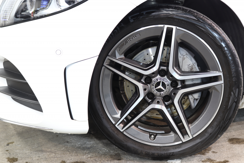 メルセデスベンツ Cクラス C200ｽﾃｰｼｮﾝﾜｺﾞﾝ ﾛｰﾚｳｽｴﾃﾞｨｼｮﾝ ｽﾎﾟｰﾂﾌﾟﾗｽ&ﾚｰﾀﾞｰｾｰﾌﾃｨPKG　特別仕様車 BSG搭載 後期最終ﾓﾃﾞﾙ 1ｵｰﾅｰ ｷｰﾚｽｺﾞｰ 黒革 ﾍｯﾄﾞｱｯﾌﾟD HDDﾅﾋﾞTV ｽﾏﾎ連携 ﾊﾞｯｸｶﾒﾗ PTS LEDﾗｲﾄ ﾊﾝｽﾞﾌﾘｰA AMGｴｱﾛ&18AW ﾜｲﾔﾚｽ充電 9AT　2年保証