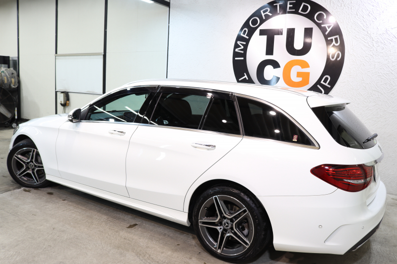 メルセデスベンツ Cクラス C200ｽﾃｰｼｮﾝﾜｺﾞﾝ ﾛｰﾚｳｽｴﾃﾞｨｼｮﾝ ｽﾎﾟｰﾂﾌﾟﾗｽ&ﾚｰﾀﾞｰｾｰﾌﾃｨPKG　特別仕様車 BSG搭載 後期最終ﾓﾃﾞﾙ 1ｵｰﾅｰ ｷｰﾚｽｺﾞｰ 黒革 ﾍｯﾄﾞｱｯﾌﾟD HDDﾅﾋﾞTV ｽﾏﾎ連携 ﾊﾞｯｸｶﾒﾗ PTS LEDﾗｲﾄ ﾊﾝｽﾞﾌﾘｰA AMGｴｱﾛ&18AW ﾜｲﾔﾚｽ充電 9AT　2年保証