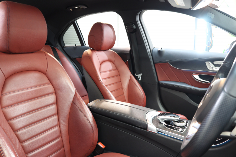 メルセデスベンツ Cクラス C200 AVG AMGﾗｲﾝ ﾚｻﾞｰｴｸｽｸﾙｰｼﾌﾞ&ﾚｰﾀﾞｰｾｰﾌﾃｨPKG　1ｵｰﾅｰ ｷｰﾚｽｺﾞｰ 赤本革 ﾍｯﾄﾞｱｯﾌﾟD HDDﾅﾋﾞTV BT音楽 ﾊﾞｯｸｶﾒﾗ PTS LEDﾗｲﾄ ﾊﾝｽﾞﾌﾘｰA AMGｴｱﾛ&18AW ﾀﾞｲﾅﾐｯｸS ｴｱｻｽ　2年保証