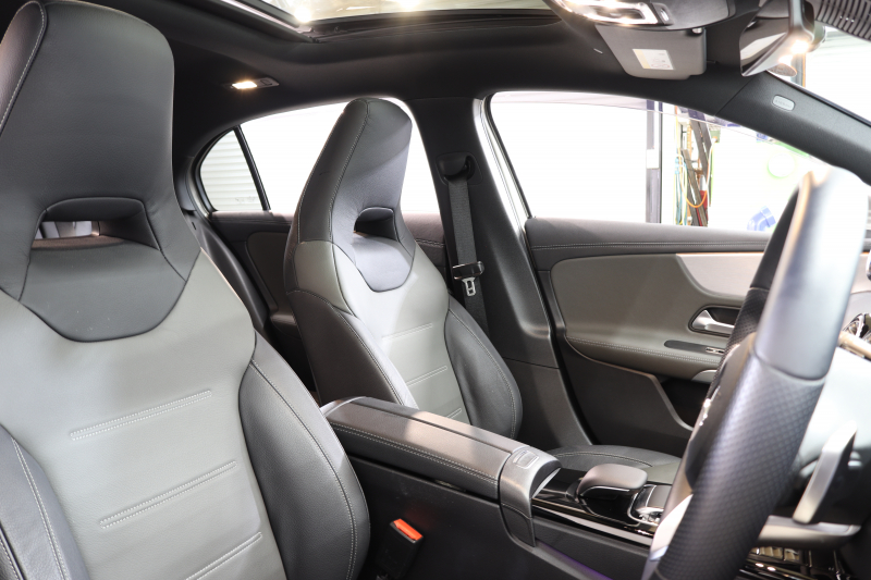 メルセデスベンツ Aクラス A180ｽﾀｲﾙ AMGﾗｲﾝ AMGﾚｻﾞｰｴｸｽｸﾙｰｼﾌﾞ&ｱﾄﾞﾊﾞﾝｽﾄﾞ&ﾅﾋﾞｹﾞｰｼｮﾝ&ﾚｰﾀﾞｰｾｰﾌﾃｨPKG　ｷｰﾚｽｺﾞｰ 灰/黒本革 ﾊﾟﾉﾗﾏSR HUD MBUXﾅﾋﾞTV BT音楽 ｱﾄﾞﾊﾞﾝｽﾄﾞｻｳﾝﾄﾞ 360ｶﾒﾗ PTS LEDﾗｲﾄ AMGｴｱﾛ&18AW ﾜｲﾔﾚｽ充電 希少色ﾓﾊｰﾍﾞｼﾙﾊﾞｰ　2年保証