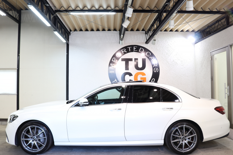 メルセデスベンツ Eクラス E300 ｽﾎﾟｰﾂ ｴｸｽｸﾙｰｼﾌﾞ&ﾚｰﾀﾞｰｾｰﾌﾃｨPKG　後期 MEｺﾈｸﾄ ｷｰﾚｽｺﾞｰ 黒本革 ﾊﾟﾉﾗﾏSR ﾍｯﾄﾞｱｯﾌﾟD MBUXﾅﾋﾞTV ｽﾏﾎ連携 ﾌﾞﾙﾒｽﾀｰ 360ｶﾒﾗ PTS LEDﾗｲﾄ 自動ﾄﾗﾝｸ AMGｴｱﾛ&19AW ﾀﾞｲﾅﾐｯｸS ｴｱｻｽ 9AT　2年保証