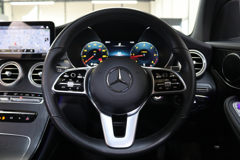 メルセデスベンツ GLC GLC220d 4MATIC ﾅｲﾄｴﾃﾞｨｼｮﾝ ﾚｰﾀﾞｰｾｰﾌﾃｨPKG　特別仕様車 全国限定130台 後期 ｷｰﾚｽｺﾞｰ 黒革 ﾊﾟﾉﾗﾏSR MBUXﾅﾋﾞTV BT音楽 360ｶﾒﾗ PTS LEDﾗｲﾄ ﾊﾝｽﾞﾌﾘｰA AMGｴｱﾛ&19AW ﾅｲﾄPKG ﾜｲﾔﾚｽ充電 9AT　2年保証