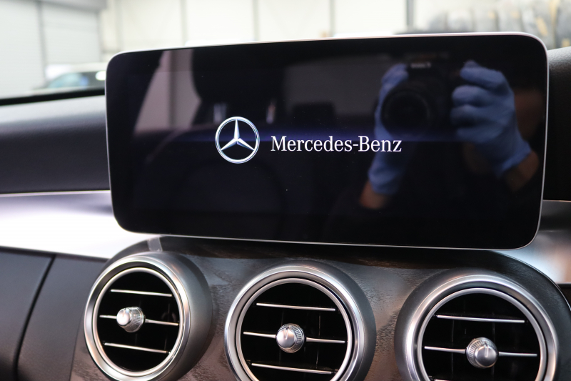 メルセデスベンツ Cクラス C200 AVG AMGﾗｲﾝ ﾚｰﾀﾞｰｾｰﾌﾃｨPKG　BSG搭載 後期 MEｺﾈｸﾄ ｷｰﾚｽｺﾞｰ 黒革 HDDﾅﾋﾞTV ｽﾏﾎ連携 ﾊﾞｯｸｶﾒﾗ PTS LEDﾗｲﾄ AMGｴｱﾛ&18AW ﾀﾞｲﾅﾐｯｸS ｴｱｻｽ 9AT　2年保証