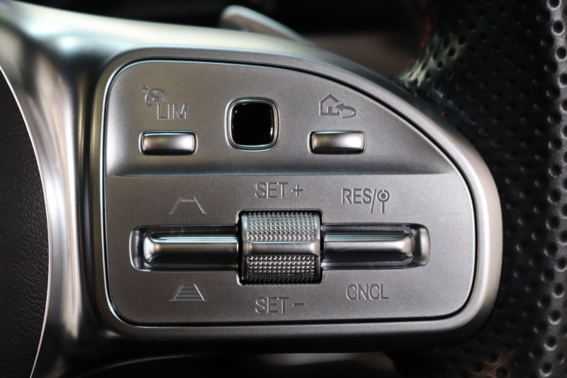 メルセデスベンツ GLA GLA200d 4MATIC AMGﾗｲﾝ AMGﾚｻﾞｰｴｸｽｸﾙｰｼﾌﾞ&ｱﾄﾞﾊﾞﾝｽﾄﾞ&ﾅﾋﾞｹﾞｰｼｮﾝ&ﾚｰﾀﾞｰｾｰﾌﾃｨPKG　ｷｰﾚｽｺﾞｰ 赤/黒本革 ﾊﾟﾉﾗﾏSR ﾍｯﾄﾞｱｯﾌﾟD MBUXﾅﾋﾞTV BT音楽 ｱﾄﾞﾊﾞﾝｽﾄﾞｻｳﾝﾄﾞ 360ｶﾒﾗ PTS LEDﾗｲﾄ ﾊﾝｽﾞﾌﾘｰA AMGｴｱﾛ&19AW 8AT　2年保証