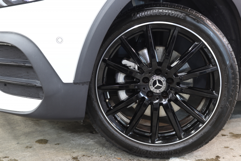 メルセデスベンツ GLB GLB250 4MATIC ｽﾎﾟｰﾂ ﾅｲﾄ&ﾅﾋﾞｹﾞｰｼｮﾝ&ﾚｰﾀﾞｰｾｰﾌﾃｨPKG　ｷｰﾚｽｺﾞｰ 黒本革 MBUXﾅﾋﾞTV BT音楽 ｱﾄﾞﾊﾞﾝｽﾄﾞｻｳﾝﾄﾞ 360ｶﾒﾗ PTS LEDﾗｲﾄ ﾊﾝｽﾞﾌﾘｰA AMGｴｱﾛ&20AW 8AT　2年保証