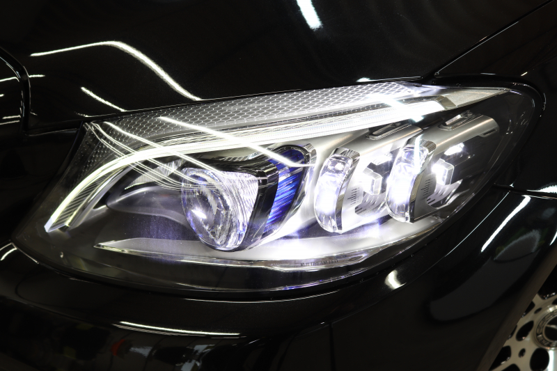 メルセデスベンツ Cクラス C180ｶﾌﾞﾘｵﾚ ｽﾎﾟｰﾂ ﾚｻﾞｰｴｸｽｸﾙｰｼﾌﾞ&ﾚｰﾀﾞｰｾｰﾌﾃｨPKG　後期 1ｵｰﾅｰ ｷｰﾚｽｺﾞｰ 赤本革 ｴｱｽｶｰﾌ ﾍｯﾄﾞｱｯﾌﾟD HDDﾅﾋﾞTV ｽﾏﾎ連携 ﾊﾞｯｸｶﾒﾗ PTS LEDﾗｲﾄ 赤幌 ﾀﾞｲﾅﾐｯｸS ｴｱｻｽ 9AT　2年保証