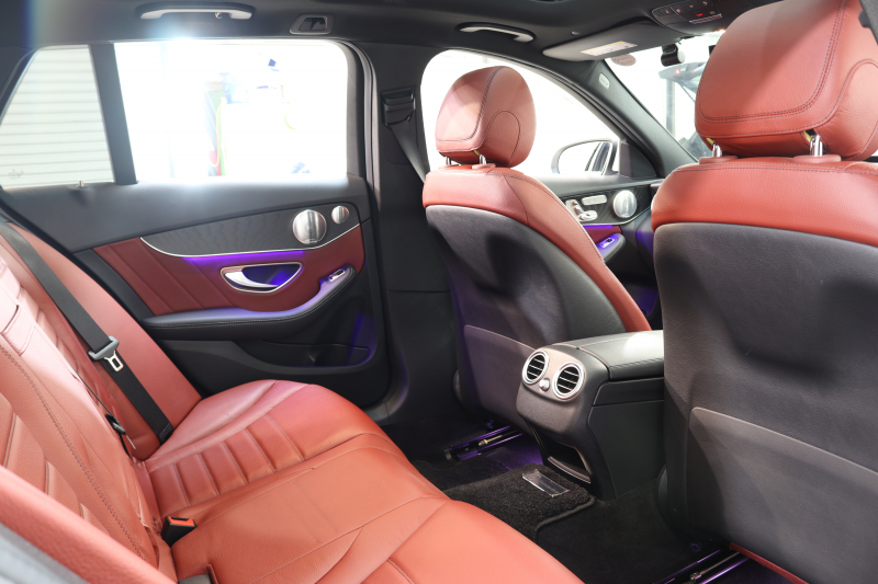 メルセデスベンツ Cクラス C200ｽﾃｰｼｮﾝﾜｺﾞﾝ 4MATIC AVG AMGﾗｲﾝ ﾚｻﾞｰｴｸｽｸﾙｰｼﾌﾞ&ﾚｰﾀﾞｰｾｰﾌﾃｨPKG　BSG搭載 ｷｰﾚｽｺﾞｰ 赤本革 ﾊﾟﾉﾗﾏSR ﾍｯﾄﾞｱｯﾌﾟD HDDﾅﾋﾞTV ｽﾏﾎ連携 ﾌﾞﾙﾒｽﾀｰ ﾊﾞｯｸｶﾒﾗ PTS LEDﾗｲﾄ ﾊﾝｽﾞﾌﾘｰA AMGｴｱﾛ&18AW ｴｱｻｽ 9AT　2年保証