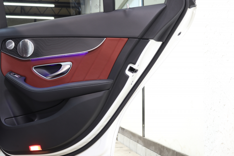 メルセデスベンツ Cクラス C200ｽﾃｰｼｮﾝﾜｺﾞﾝ 4MATIC AVG AMGﾗｲﾝ ﾚｻﾞｰｴｸｽｸﾙｰｼﾌﾞ&ﾚｰﾀﾞｰｾｰﾌﾃｨPKG　BSG搭載 ｷｰﾚｽｺﾞｰ 赤本革 ﾊﾟﾉﾗﾏSR ﾍｯﾄﾞｱｯﾌﾟD HDDﾅﾋﾞTV ｽﾏﾎ連携 ﾌﾞﾙﾒｽﾀｰ ﾊﾞｯｸｶﾒﾗ PTS LEDﾗｲﾄ ﾊﾝｽﾞﾌﾘｰA AMGｴｱﾛ&18AW ｴｱｻｽ 9AT　2年保証