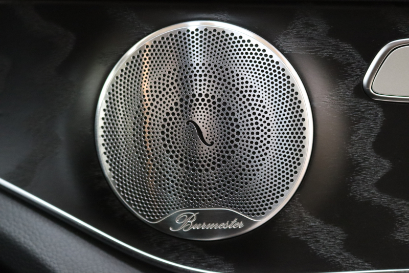 メルセデスベンツ Cクラス C200 AVG AMGﾗｲﾝ ﾚｻﾞｰｴｸｽｸﾙｰｼﾌﾞ&ﾚｰﾀﾞｰｾｰﾌﾃｨPKG　BSG搭載 後期 ｷｰﾚｽｺﾞｰ 黒本革 ﾍｯﾄﾞｱｯﾌﾟD HDDﾅﾋﾞTV ｽﾏﾎ連携 ﾌﾞﾙﾒｽﾀｰ ﾊﾞｯｸｶﾒﾗ PTS LEDﾗｲﾄ ﾊﾝｽﾞﾌﾘｰA AMGｴｱﾛ&18AW ｴｱｻｽ 9AT　2年保証