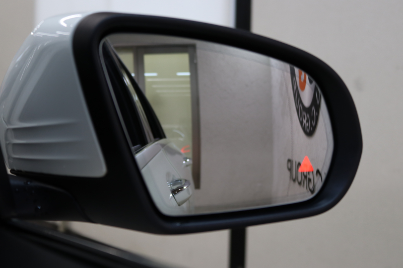 メルセデスベンツ Cクラス C200 AVG AMGﾗｲﾝ ﾚｻﾞｰｴｸｽｸﾙｰｼﾌﾞ&ﾚｰﾀﾞｰｾｰﾌﾃｨPKG　BSG搭載 後期 ｷｰﾚｽｺﾞｰ 黒本革 ﾍｯﾄﾞｱｯﾌﾟD HDDﾅﾋﾞTV ｽﾏﾎ連携 ﾌﾞﾙﾒｽﾀｰ ﾊﾞｯｸｶﾒﾗ PTS LEDﾗｲﾄ ﾊﾝｽﾞﾌﾘｰA AMGｴｱﾛ&18AW ｴｱｻｽ 9AT　2年保証