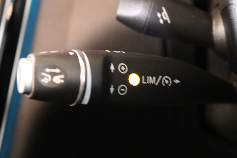 メルセデスベンツ GLC GLC250 4MATIC ｽﾎﾟｰﾂ ﾚｰﾀﾞｰｾｰﾌﾃｨPKG　ｷｰﾚｽｺﾞｰ ﾌﾞﾗｯｸﾚｻﾞｰDINAMICAｼｰﾄ ﾍｯﾄﾞｱｯﾌﾟD HDDﾅﾋﾞTV BT音楽 360ｶﾒﾗ PTS LEDﾗｲﾄ ﾊﾝｽﾞﾌﾘｰA AMGｴｱﾛ&19AW ﾀﾞｲﾅﾐｯｸS ｴｱｻｽ 9AT　2年保証