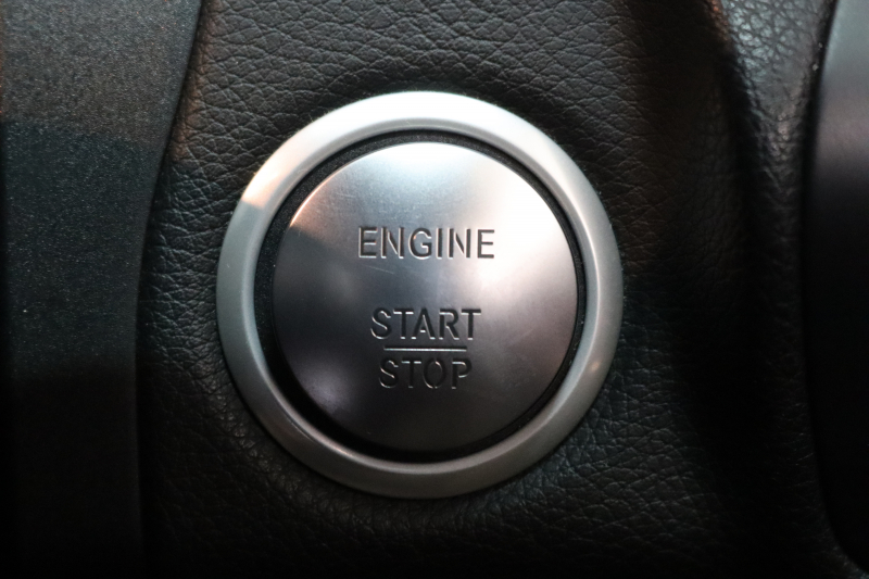 AMG Cクラス C63ｽﾃｰｼｮﾝﾜｺﾞﾝ ﾚｰﾀﾞｰｾｰﾌﾃｨPKG　ｷｰﾚｽｺﾞｰ 黒本革 ﾊﾟﾉﾗﾏSR ﾍｯﾄﾞｱｯﾌﾟD HDDﾅﾋﾞTV BT音楽 ﾌﾞﾙﾒｽﾀｰ ﾊﾞｯｸｶﾒﾗ PTS LEDﾗｲﾄ ﾊﾝｽﾞﾌﾘｰA AMG専用装備&ﾁｭｰﾆﾝｸﾞﾀﾞｲﾅﾐｯｸｾﾚｸﾄ　2年保証