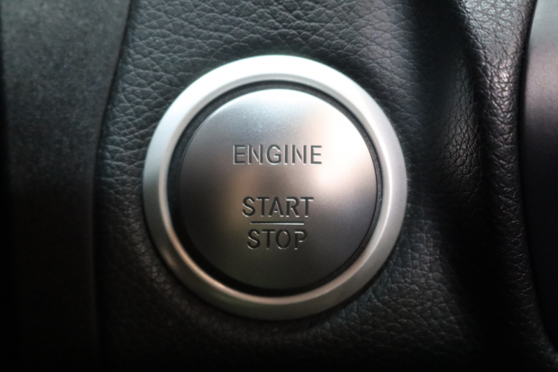 メルセデスベンツ Cクラス C200ｽﾃｰｼｮﾝﾜｺﾞﾝ ｽﾎﾟｰﾂ ﾚｰﾀﾞｰｾｰﾌﾃｨPKG　中期 1ｵｰﾅｰ 黒革 純正ﾅﾋﾞTV BT音楽 ﾊﾞｯｸｶﾒﾗ PTS LEDﾗｲﾄ 自動Rｹﾞｰﾄ AMGｴｱﾛ&18AW ﾀﾞｲﾅﾐｯｸｾﾚｸﾄ ｴｱｻｽ 9AT　2年保証