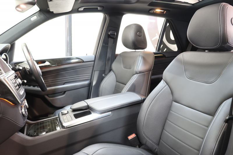 メルセデスベンツ Mクラス ML350 4MATIC AMGｽﾎﾟｰﾂ&AMGｴｸｽｸﾙｰｼﾌﾞ&ｺﾝﾌｫｰﾄ&ﾚｰﾀﾞｰｾｰﾌﾃｨPKG　最終ﾓﾃﾞﾙ ｷｰﾚｽｺﾞｰ 黒本革 ﾊﾟﾉﾗﾏSR 純正ﾅﾋﾞTV BT音楽 360ｶﾒﾗ PTS DSRC 自動Rｹﾞｰﾄ AMGｴｱﾛ&20AW ｷｾﾉﾝ　2年保証