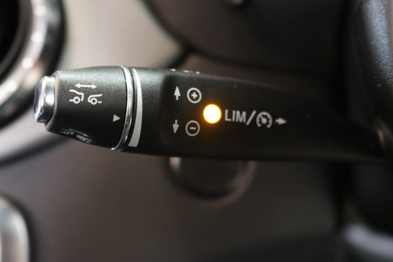 メルセデスベンツ CLAクラス CLA180ｼｭｰﾃｨﾝｸﾞﾌﾞﾚｰｸ ｽﾎﾟｰﾂ AMGﾚｻﾞｰｴｸｽｸﾙｰｼﾌﾞ&ﾚｰﾀﾞｰｾｰﾌﾃｨPKG　後期 ｷｰﾚｽｺﾞｰ 黒本革 ﾊﾟﾉﾗﾏSR HDDﾅﾋﾞTV&ｷｬﾝｾﾗｰ ｽﾏﾎ連携 harman/kardon ﾊﾞｯｸｶﾒﾗ PTS LEDﾗｲﾄ 自動Rｹﾞｰﾄ ﾊﾝｽﾞﾌﾘｰA AMGｴｱﾛ&18AW 7AT　2年保証