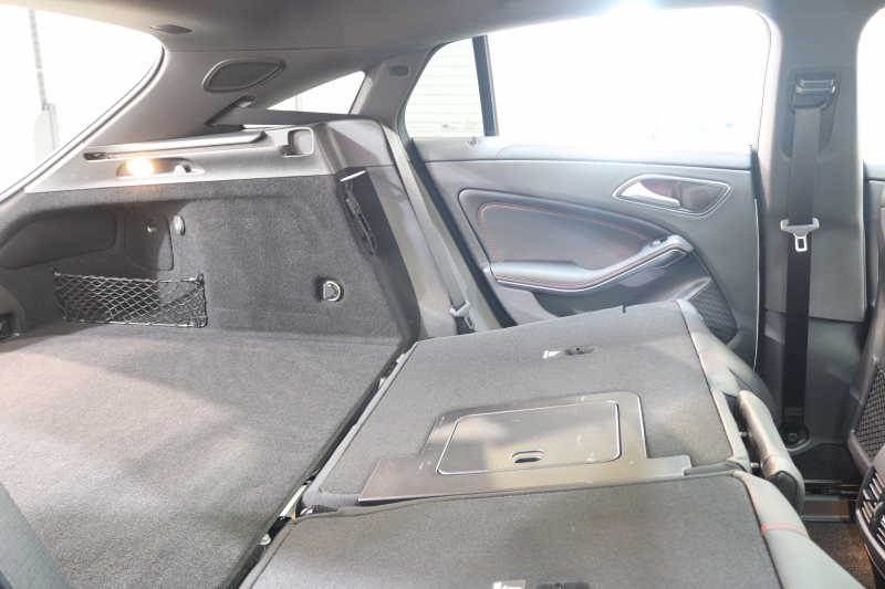 メルセデスベンツ CLAクラス CLA180ｼｭｰﾃｨﾝｸﾞﾌﾞﾚｰｸ ｽﾎﾟｰﾂ AMGﾚｻﾞｰｴｸｽｸﾙｰｼﾌﾞ&ﾚｰﾀﾞｰｾｰﾌﾃｨPKG　後期 ｷｰﾚｽｺﾞｰ 黒本革 ﾊﾟﾉﾗﾏSR HDDﾅﾋﾞTV&ｷｬﾝｾﾗｰ ｽﾏﾎ連携 harman/kardon ﾊﾞｯｸｶﾒﾗ PTS LEDﾗｲﾄ 自動Rｹﾞｰﾄ ﾊﾝｽﾞﾌﾘｰA AMGｴｱﾛ&18AW 7AT　2年保証