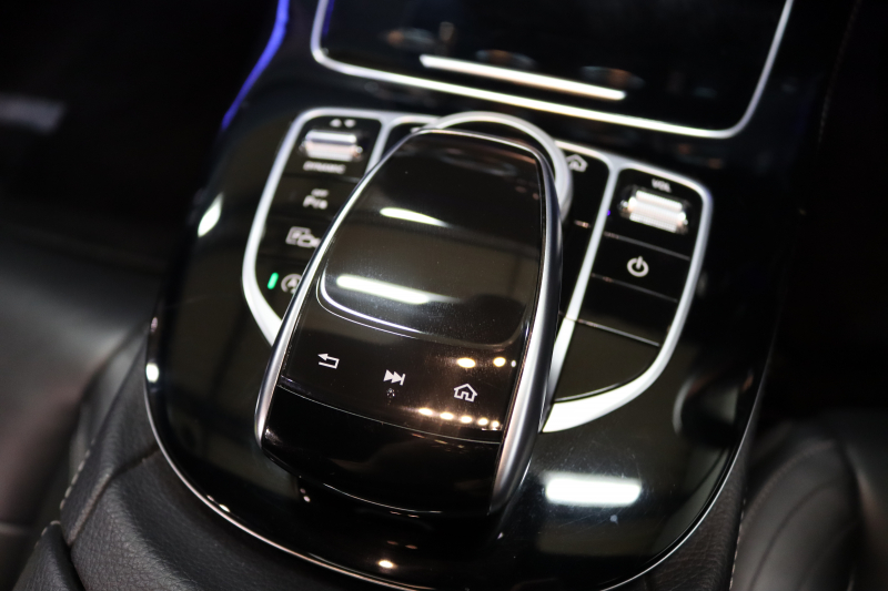 メルセデスベンツ Eクラス E220d AVG AMGﾗｲﾝ ﾚｰﾀﾞｰｾｰﾌﾃｨPKG　中期 ｷｰﾚｽｺﾞｰ 黒本革 ｼｰﾄﾋｰﾀｰ HDDﾅﾋﾞTV ｽﾏﾎ連携 BT音楽 360ｶﾒﾗ PTS LEDﾍｯﾄﾞﾗｲﾄ AMGｴｱﾛ&19AW ﾀﾞｲﾅﾐｯｸｾﾚｸﾄ ﾊﾟﾄﾞﾙｼﾌﾄ 9AT　2年保証