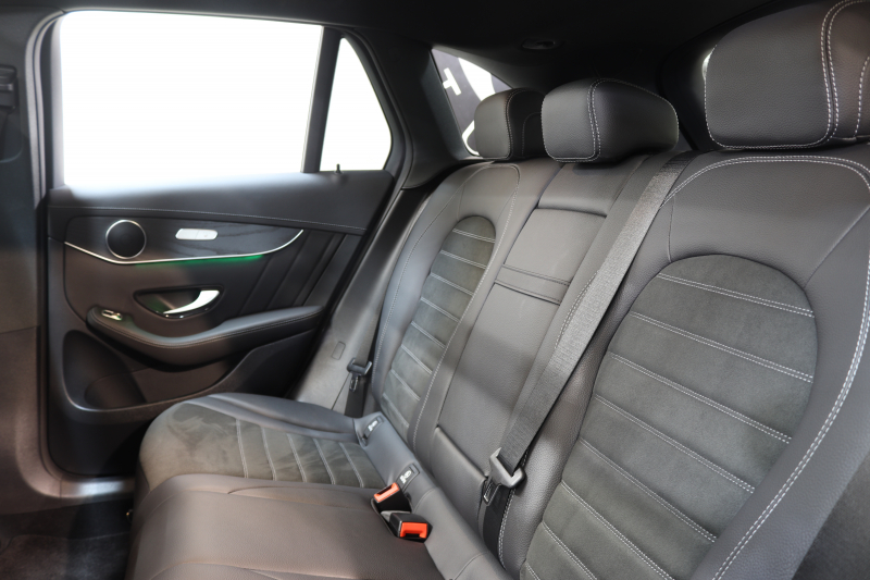 メルセデスベンツ GLC GLC220d 4MATIC AMGﾗｲﾝ ﾚｰﾀﾞｰｾｰﾌﾃｨPKG　後期 ｷｰﾚｽｺﾞｰ ﾚｻﾞｰDINAMICAｼｰﾄ ﾊﾟﾉﾗﾏSR MBUXﾅﾋﾞTV BT音楽 360ｶﾒﾗ PTS LEDﾗｲﾄ ﾊﾝｽﾞﾌﾘｰA AMGｴｱﾛ&19AW ｴｱｻｽ ﾜｲﾔﾚｽ充電 9AT　2年保証