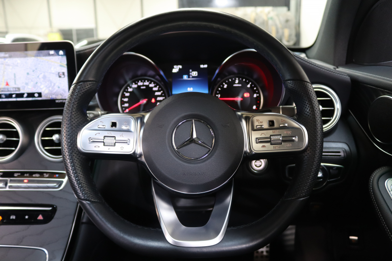 メルセデスベンツ GLC GLC220d 4MATIC AMGﾗｲﾝ ﾚｰﾀﾞｰｾｰﾌﾃｨPKG　後期 ｷｰﾚｽｺﾞｰ ﾚｻﾞｰDINAMICAｼｰﾄ ﾊﾟﾉﾗﾏSR MBUXﾅﾋﾞTV BT音楽 360ｶﾒﾗ PTS LEDﾗｲﾄ ﾊﾝｽﾞﾌﾘｰA AMGｴｱﾛ&19AW ｴｱｻｽ ﾜｲﾔﾚｽ充電 9AT　2年保証