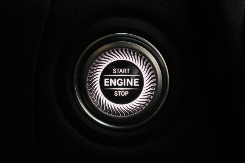 メルセデスベンツ GLC GLC220d 4MATIC AMGﾗｲﾝ ﾚｰﾀﾞｰｾｰﾌﾃｨPKG　後期 ｷｰﾚｽｺﾞｰ ﾚｻﾞｰDINAMICAｼｰﾄ ﾊﾟﾉﾗﾏSR MBUXﾅﾋﾞTV BT音楽 360ｶﾒﾗ PTS LEDﾗｲﾄ ﾊﾝｽﾞﾌﾘｰA AMGｴｱﾛ&19AW ｴｱｻｽ ﾜｲﾔﾚｽ充電 9AT　2年保証