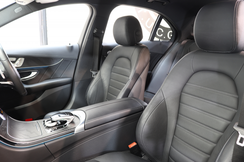 メルセデスベンツ Cクラス C250 ｽﾎﾟｰﾂ ﾚｻﾞｰｴｸｽｸﾙｰｼﾌﾞ&ﾚｰﾀﾞｰｾｰﾌﾃｨPKG ｷｰﾚｽｺﾞｰ 黒本革 HUD HDDﾅﾋﾞTV ﾌﾞﾙﾒｽﾀ BT音楽 ﾊﾞｯｸｶﾒﾗ PTS LEDﾗｲﾄ 自動ﾄﾗﾝｸ ｴｱﾊﾞﾗﾝｽPKG AMGｴｱﾛ&18AW ｴｱｻｽ　2年保証