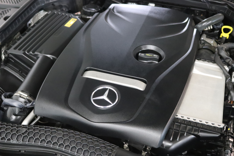 メルセデスベンツ Cクラス C250 ｽﾎﾟｰﾂ ﾚｻﾞｰｴｸｽｸﾙｰｼﾌﾞ&ﾚｰﾀﾞｰｾｰﾌﾃｨPKG ｷｰﾚｽｺﾞｰ 黒本革 HUD HDDﾅﾋﾞTV ﾌﾞﾙﾒｽﾀ BT音楽 ﾊﾞｯｸｶﾒﾗ PTS LEDﾗｲﾄ 自動ﾄﾗﾝｸ ｴｱﾊﾞﾗﾝｽPKG AMGｴｱﾛ&18AW ｴｱｻｽ　2年保証