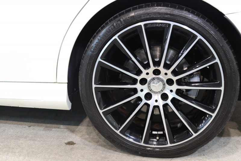 メルセデスベンツ Cクラス C250 ｽﾎﾟｰﾂ ﾚｻﾞｰｴｸｽｸﾙｰｼﾌﾞ&ﾚｰﾀﾞｰｾｰﾌﾃｨPKG ｷｰﾚｽｺﾞｰ 黒本革 HUD HDDﾅﾋﾞTV ﾌﾞﾙﾒｽﾀ BT音楽 ﾊﾞｯｸｶﾒﾗ PTS LEDﾗｲﾄ 自動ﾄﾗﾝｸ ｴｱﾊﾞﾗﾝｽPKG AMGｴｱﾛ&18AW ｴｱｻｽ　2年保証