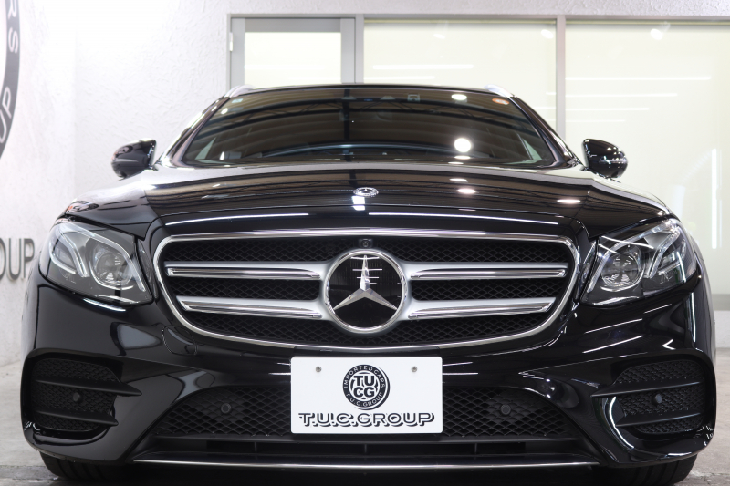 メルセデスベンツ Eクラス E300ｽﾃｰｼｮﾝﾜｺﾞﾝ AVG ｽﾎﾟｰﾂ ｴｸｽｸﾙｰｼﾌﾞ&ﾚｰﾀﾞｰｾｰﾌﾃｨPKG　中期 NEWｽﾃｱﾘﾝｸﾞ ｷｰﾚｽｺﾞｰ 黒本革 ﾊﾟﾉﾗﾏSR ﾍｯﾄﾞｱｯﾌﾟD HDDﾅﾋﾞTV ｽﾏﾎ連携 ﾌﾞﾙﾒｽﾀｰ 360ｶﾒﾗ PTS LEDﾗｲﾄ ﾊﾝｽﾞﾌﾘｰA AMGｴｱﾛ&19AW ﾀﾞｲﾅﾐｯｸS 9AT　2年保証