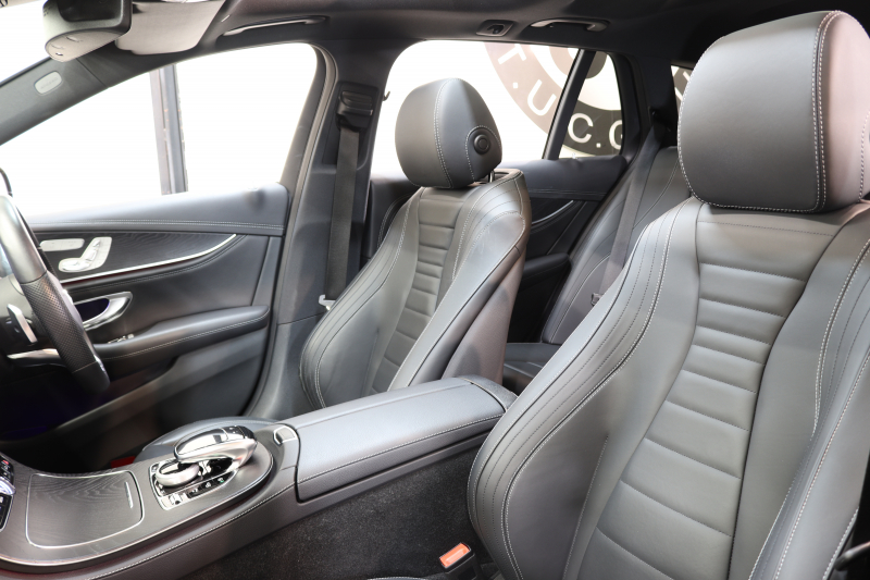 メルセデスベンツ Eクラス E300ｽﾃｰｼｮﾝﾜｺﾞﾝ AVG ｽﾎﾟｰﾂ ｴｸｽｸﾙｰｼﾌﾞ&ﾚｰﾀﾞｰｾｰﾌﾃｨPKG　中期 NEWｽﾃｱﾘﾝｸﾞ ｷｰﾚｽｺﾞｰ 黒本革 ﾊﾟﾉﾗﾏSR ﾍｯﾄﾞｱｯﾌﾟD HDDﾅﾋﾞTV ｽﾏﾎ連携 ﾌﾞﾙﾒｽﾀｰ 360ｶﾒﾗ PTS LEDﾗｲﾄ ﾊﾝｽﾞﾌﾘｰA AMGｴｱﾛ&19AW ﾀﾞｲﾅﾐｯｸS 9AT　2年保証