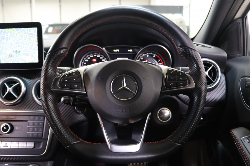 メルセデスベンツ Aクラス A180ｽﾎﾟｰﾂ ﾚｰﾀﾞｰｾｰﾌﾃｨPKG　後期 ｷｰﾚｽｺﾞｰ ﾌﾞﾗｯｸﾚｻﾞｰDINAMICAｼｰﾄ ｼｰﾄﾋｰﾀｰ HDDﾅﾋﾞTV BT音楽 ﾊﾞｯｸｶﾒﾗ PTS LEDﾗｲﾄ AMGｴｱﾛ&18AW ﾀﾞｲﾅﾐｯｸS ｽﾎﾟｰﾂｻｽﾍﾟﾝｼｮﾝ 7AT　2年保証