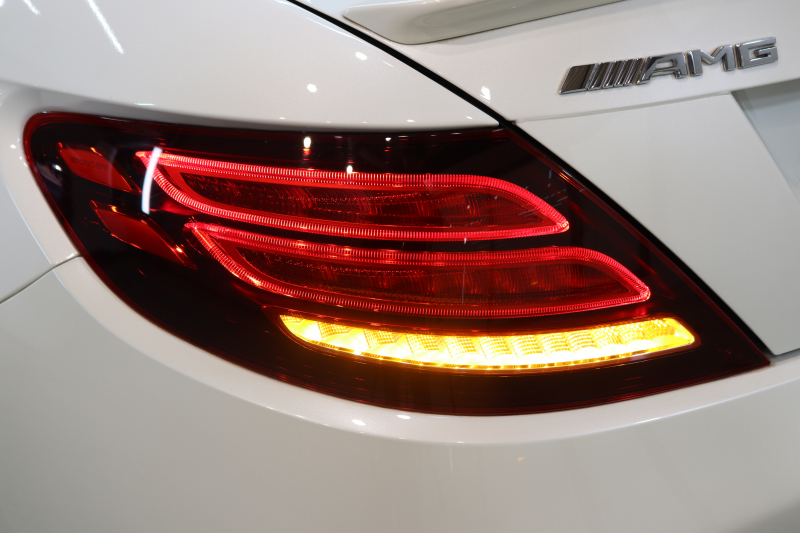 AMG SLC SLC43 ﾚｯﾄﾞｱｰﾄｴﾃﾞｨｼｮﾝ ﾚｰﾀﾞｰｾｰﾌﾃｨPKG　特別仕様車 1ｵｰﾅｰ ｷｰﾚｽｺﾞｰ 黒/銀本革 ｴｱｽｶｰﾌ ﾏｼﾞｯｸｽｶｲR HDDﾅﾋﾞTV&ｷｬﾝｾﾗｰ ｽﾏﾎ連携 harman/kardon ﾊﾞｯｸｶﾒﾗ PTS LEDﾗｲﾄ ﾚｯﾄﾞｱｸｾﾝﾄﾊﾟｰﾂ AMG専用装備&ﾁｭｰﾆﾝｸﾞ 9AT　2年保証
