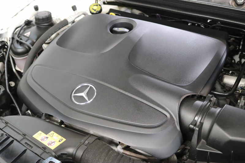 メルセデスベンツ GLA GLA220 4MATIC ﾚｰﾀﾞｰｾｰﾌﾃｨPKG　後期 ｷｰﾚｽｺﾞｰ 黒革 ｼｰﾄﾋｰﾀｰ HDDﾅﾋﾞTV ｽﾏﾎ連携 BT音楽 ﾊﾞｯｸｶﾒﾗ PTS LEDｰHﾗｲﾄ ﾌｫｸﾞﾗﾝﾌﾟ ﾊﾝｽﾞﾌﾘｰA ﾀﾞｲﾅﾐｯｸS 7AT　2年保証