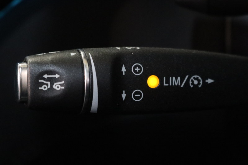 メルセデスベンツ GLE GLE350d 4MATIC ｽﾎﾟｰﾂ ﾚｰﾀﾞｰｾｰﾌﾃｨPKG　ｷｰﾚｽｺﾞｰ 黒本革 ﾊﾟﾉﾗﾏSR HDDﾅﾋﾞTV BT音楽 harman/kardon 360ｶﾒﾗ PTS LEDﾗｲﾄ 自動Rｹﾞｰﾄ AMGｴｱﾛ&20AW ﾀﾞｲﾅﾐｯｸS 9AT　2年保証