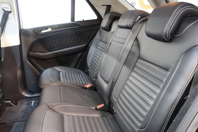 メルセデスベンツ GLE GLE350d 4MATIC ｽﾎﾟｰﾂ ﾚｰﾀﾞｰｾｰﾌﾃｨPKG　ｷｰﾚｽｺﾞｰ 黒本革 ﾊﾟﾉﾗﾏSR HDDﾅﾋﾞTV BT音楽 harman/kardon 360ｶﾒﾗ PTS LEDﾗｲﾄ 自動Rｹﾞｰﾄ AMGｴｱﾛ&20AW ﾀﾞｲﾅﾐｯｸS 9AT　2年保証