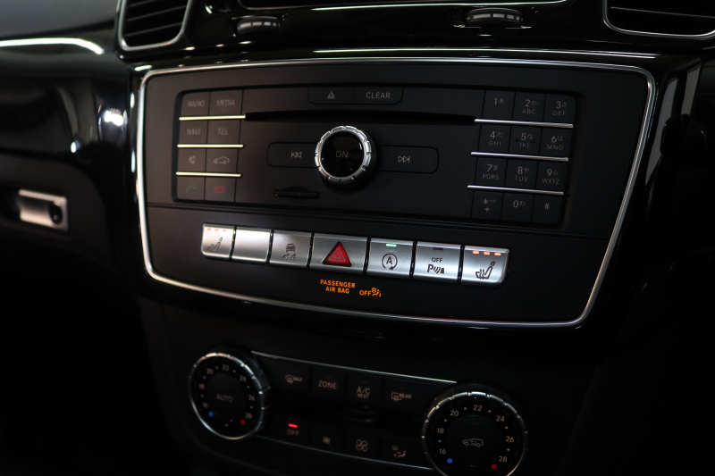 メルセデスベンツ GLE GLE350d 4MATIC ｽﾎﾟｰﾂ ﾚｰﾀﾞｰｾｰﾌﾃｨPKG　ｷｰﾚｽｺﾞｰ 黒本革 ﾊﾟﾉﾗﾏSR HDDﾅﾋﾞTV BT音楽 harman/kardon 360ｶﾒﾗ PTS LEDﾗｲﾄ 自動Rｹﾞｰﾄ AMGｴｱﾛ&20AW ﾀﾞｲﾅﾐｯｸS 9AT　2年保証