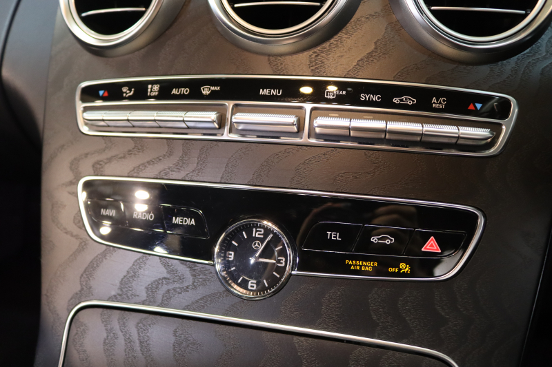 メルセデスベンツ Cクラス C200ｽﾃｰｼｮﾝﾜｺﾞﾝ AVG AMGﾗｲﾝ ﾚｰﾀﾞｰｾｰﾌﾃｨPKG　BSG搭載 後期 ｷｰﾚｽｺﾞｰ 黒革 HDDﾅﾋﾞTV&ｷｬﾝｾﾗｰ ｽﾏﾎ連携 ﾊﾞｯｸｶﾒﾗ PTS LEDﾗｲﾄ 自動Rｹﾞｰﾄ AMGｴｱﾛ&18AW ﾀﾞｲﾅﾐｯｸS ｴｱｻｽ 9AT　2年保証