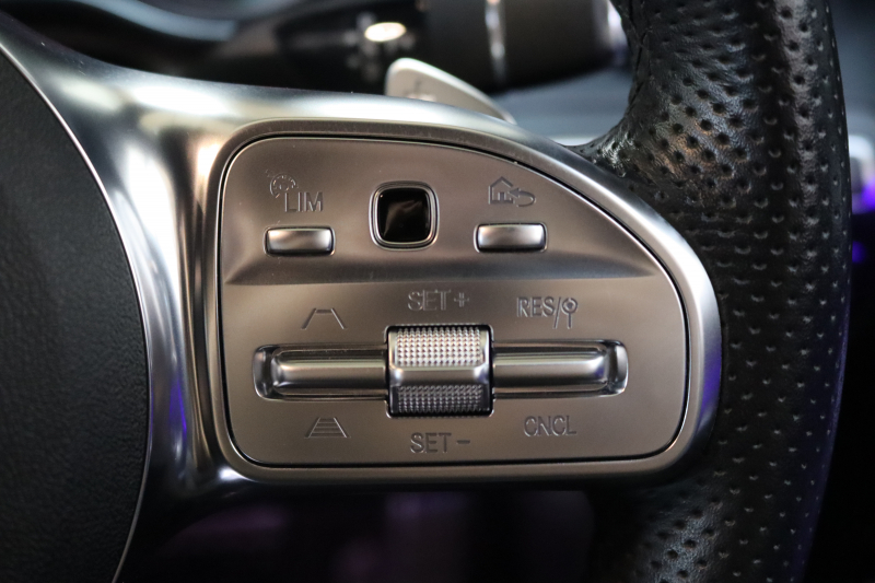 メルセデスベンツ Cクラス C200ｽﾃｰｼｮﾝﾜｺﾞﾝ AVG AMGﾗｲﾝ ﾚｰﾀﾞｰｾｰﾌﾃｨPKG　BSG搭載 後期 ｷｰﾚｽｺﾞｰ 黒革 HDDﾅﾋﾞTV&ｷｬﾝｾﾗｰ ｽﾏﾎ連携 ﾊﾞｯｸｶﾒﾗ PTS LEDﾗｲﾄ 自動Rｹﾞｰﾄ AMGｴｱﾛ&18AW ﾀﾞｲﾅﾐｯｸS ｴｱｻｽ 9AT　2年保証