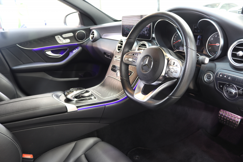 メルセデスベンツ Cクラス C200ｽﾃｰｼｮﾝﾜｺﾞﾝ AVG AMGﾗｲﾝ ﾚｰﾀﾞｰｾｰﾌﾃｨPKG　BSG搭載 後期 ｷｰﾚｽｺﾞｰ 黒革 HDDﾅﾋﾞTV&ｷｬﾝｾﾗｰ ｽﾏﾎ連携 ﾊﾞｯｸｶﾒﾗ PTS LEDﾗｲﾄ 自動Rｹﾞｰﾄ AMGｴｱﾛ&18AW ﾀﾞｲﾅﾐｯｸS ｴｱｻｽ 9AT　2年保証