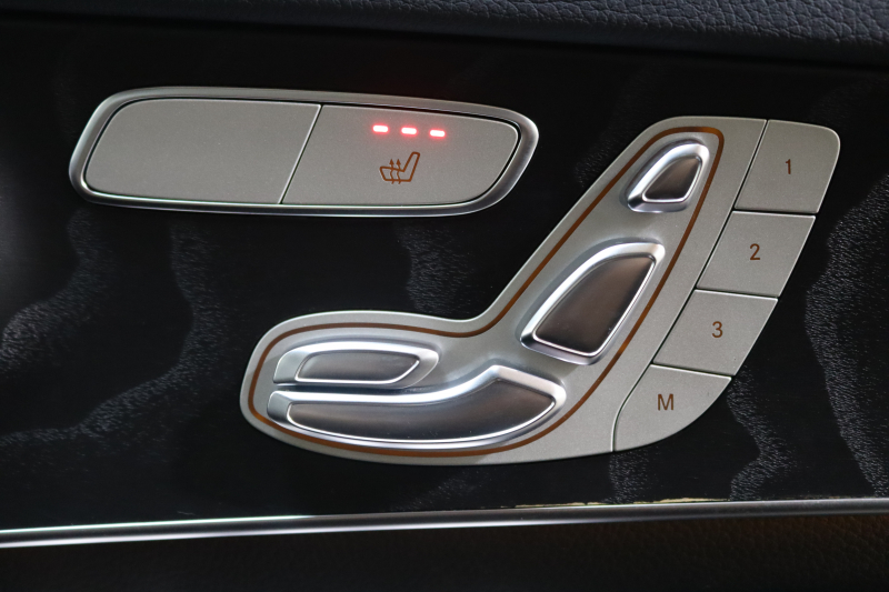 メルセデスベンツ GLC GLC220d 4MATIC AMGﾗｲﾝ ﾚｰﾀﾞｰｾｰﾌﾃｨPKG　後期 ｷｰﾚｽｺﾞｰ ﾌﾞﾗｯｸﾚｻﾞｰDINAMICAｼｰﾄ ﾊﾟﾉﾗﾏSR MBUXﾅﾋﾞTV BT音楽 360ｶﾒﾗ PTS LEDﾗｲﾄ ﾊﾝｽﾞﾌﾘｰA AMGｴｱﾛ&19AW ｴｱｻｽ ﾜｲﾔﾚｽ充電 9AT　2年保証