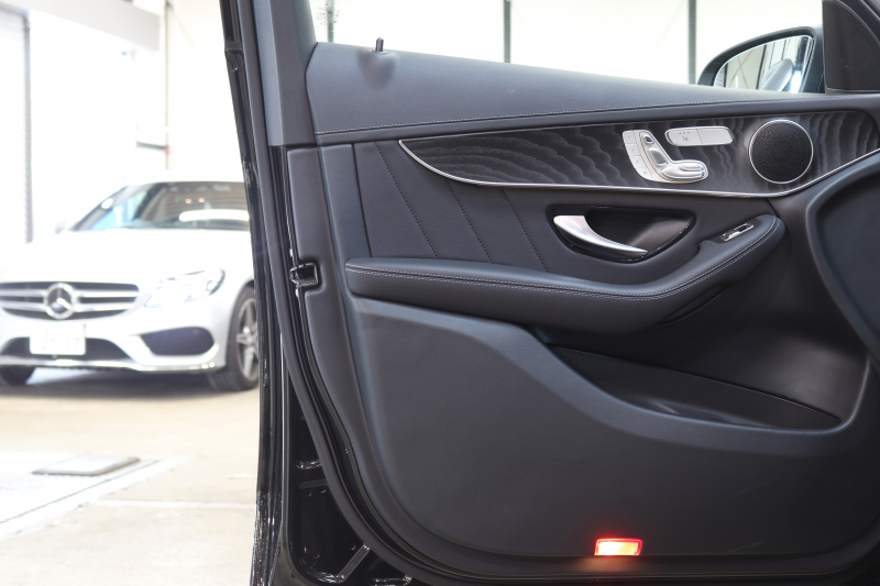 メルセデスベンツ GLC GLC220d 4MATIC AMGﾗｲﾝ ﾚｰﾀﾞｰｾｰﾌﾃｨPKG　後期 ｷｰﾚｽｺﾞｰ ﾌﾞﾗｯｸﾚｻﾞｰDINAMICAｼｰﾄ ﾊﾟﾉﾗﾏSR MBUXﾅﾋﾞTV BT音楽 360ｶﾒﾗ PTS LEDﾗｲﾄ ﾊﾝｽﾞﾌﾘｰA AMGｴｱﾛ&19AW ｴｱｻｽ ﾜｲﾔﾚｽ充電 9AT　2年保証