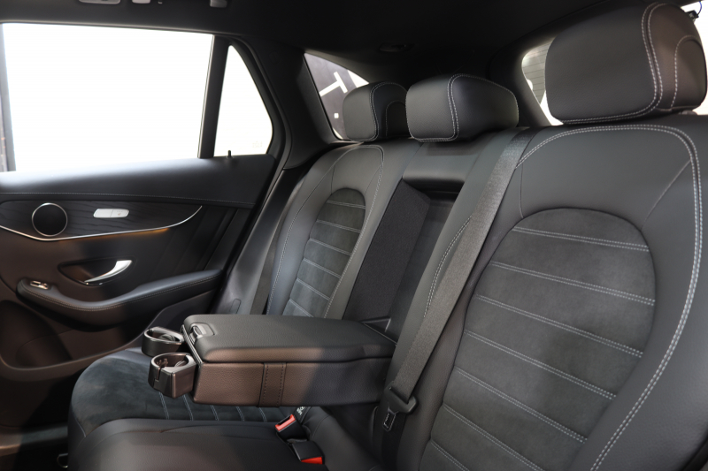 メルセデスベンツ GLC GLC220d 4MATIC AMGﾗｲﾝ ﾚｰﾀﾞｰｾｰﾌﾃｨPKG　後期 ｷｰﾚｽｺﾞｰ ﾌﾞﾗｯｸﾚｻﾞｰDINAMICAｼｰﾄ ﾊﾟﾉﾗﾏSR MBUXﾅﾋﾞTV BT音楽 360ｶﾒﾗ PTS LEDﾗｲﾄ ﾊﾝｽﾞﾌﾘｰA AMGｴｱﾛ&19AW ｴｱｻｽ ﾜｲﾔﾚｽ充電 9AT　2年保証