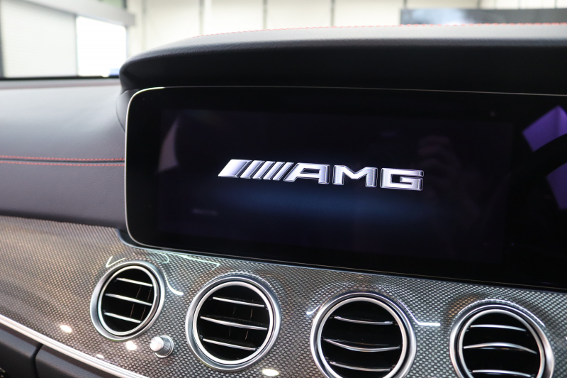 AMG Eクラス E53ｽﾃｰｼｮﾝﾜｺﾞﾝ 4MATIC+ ｴｸｽｸﾙｰｼﾌﾞ&ﾚｰﾀﾞｰｾｰﾌﾃｨPKG　ISG搭載 後期 ｷｰﾚｽｺﾞｰ 黒本革 ﾍﾞﾝﾁﾚｰﾀｰ ﾊﾟﾉﾗﾏSR HUD MBUXﾅﾋﾞTV&ｷｬﾝｾﾗｰ ｽﾏﾎ連携 ﾌﾞﾙﾒｽﾀｰ 360ｶﾒﾗ LEDﾗｲﾄ 自動Rｹﾞｰﾄ AMG専用装備&ﾁｭｰﾆﾝｸﾞ 9AT 希少色ｾﾚﾅｲﾄｸﾞﾚｰ　2年保証